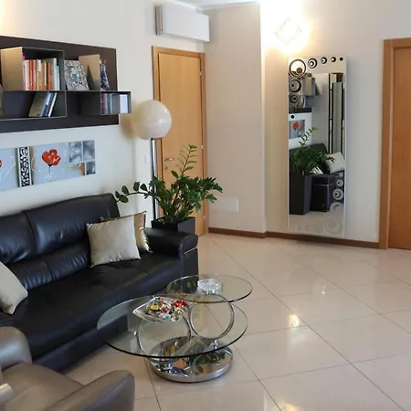 Апартаменты Marina View Генуя